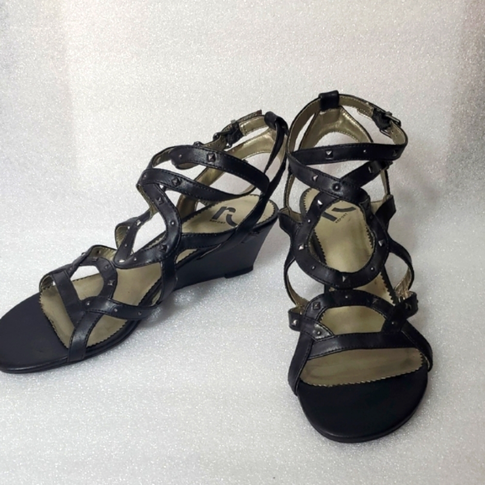 Modern Strappy Gladiator Wedge Sandals - Size 10